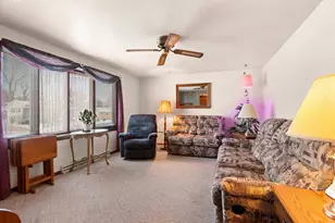 1713 Bentwood Dr, Green Bay, WI 54303 - Photo 4