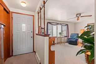 1713 Bentwood Dr, Green Bay, WI 54303 - Photo 2