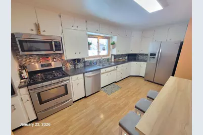 215 W Cameron Street, New London, WI 54961 - Photo 6