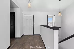 1929 Huffcutt Ln, Waupaca, WI 54981 - Photo 2