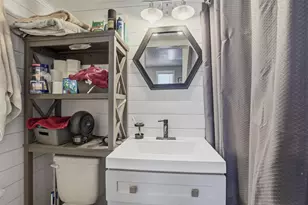 517 W 6th St, Kaukauna, WI 54310 - Photo 8