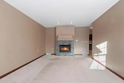 2571 Telluride Trail #Unit H, Howard, WI 54313 - Photo 2