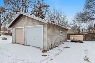 945 Velp Ave, Green Bay, WI 54303 - Photo 2