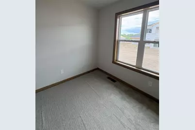 925 Constellation Way, Marinette, WI 54143 - Photo 10