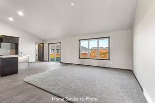 925 Constellation Way, Marinette, WI 54143 - Photo 4