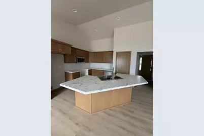 925 Constellation Way, Marinette, WI 54143 - Photo 6