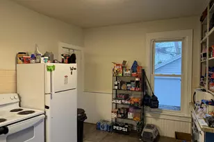 735 Jackson St, Oshkosh, WI 54901 - Photo 2