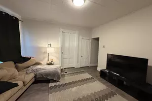 735 Jackson St, Oshkosh, WI 54901 - Photo 4