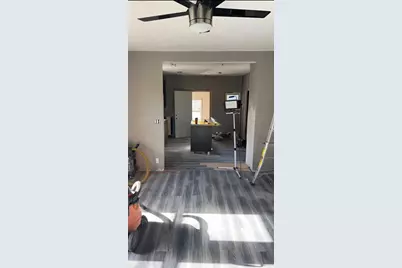 1322 S Broadway, Green Bay, WI 54304 - Photo 6