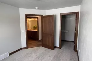 1921 Lone Grove Ave, Green Bay, WI 54303 - Photo 20