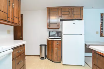 441 Menlo Park Road, Green Bay, WI 54302 - Photo 12