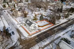 602 Ceape Ave, Oshkosh, WI 54901 - Photo 4