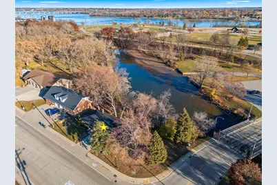 2871 S Broadway, Green Bay, WI 54304 - Photo 4