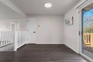 2871 S Broadway, Green Bay, WI 54304 - Photo 18