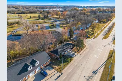 2871 S Broadway, Green Bay, WI 54304 - Photo 28