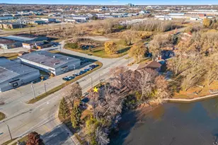 2871 S Broadway, Green Bay, WI 54304 - Photo 46