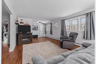 719 W 8th Avenue, Oshkosh, WI 54902 - Photo 14