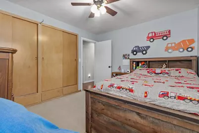 719 W 8th Avenue, Oshkosh, WI 54902 - Photo 18