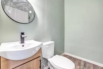 719 N Ashland Avenue, Green Bay, WI 54303 - Photo 10