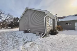 264 Jasmine Dr, Berlin, WI 54923 - Photo 78