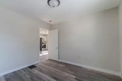 630 Jackson Street, Oshkosh, WI 54901 - Photo 32