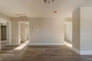 630 Jackson St, Oshkosh, WI 54901 - Photo 22