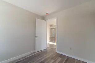 630 Jackson St, Oshkosh, WI 54901 - Photo 28