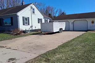 515 Groninger St, Suring, WI 54174 - Photo 2