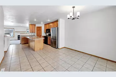 1926 River Hill Court, Suamico, WI 54313 - Photo 4