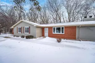 1035 S West Ct, Appleton, WI 54915 - Photo 18