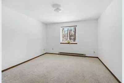 1035 S West Court #B, Appleton, WI 54915 - Photo 10