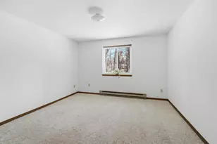 1035 S West Ct, Appleton, WI 54915 - Photo 10