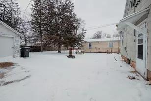 94 E 12th St, Fond du Lac, WI 54935 - Photo 16