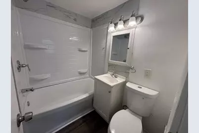 1028 Stuart Street, Green Bay, WI 54301 - Photo 10