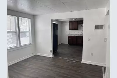 1028 Stuart Street, Green Bay, WI 54301 - Photo 2