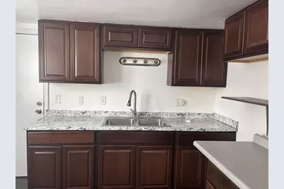 1028 Stuart Street, Green Bay, WI 54301 - Photo 6