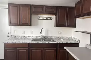 1028 Stuart St, Green Bay, WI 54301 - Photo 6