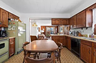 1717 Daggett St, Marinette, WI 54143 - Photo 12