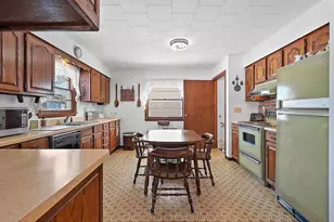 1717 Daggett St, Marinette, WI 54143 - Photo 10