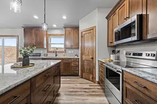 3382 Largo Ridge Ct, Green Bay, WI 54311 - Photo 14