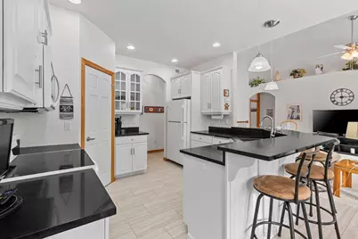 2875 Bristol Mountain Trail, Green Bay, WI 54313 - Photo 8