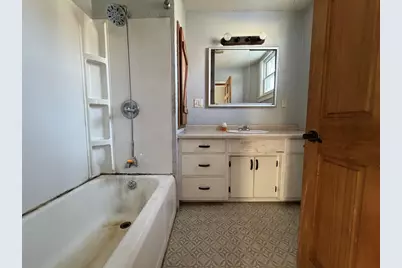 3401 13th Street, Menominee, MI 49858 - Photo 2