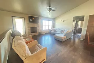 432 S Country Ln, Fond du Lac, WI 54937 - Photo 12