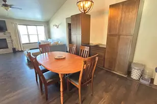 432 S Country Ln, Fond du Lac, WI 54937 - Photo 4