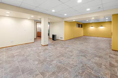 N96W14141 Knollcrest Circle, Germantown, WI 53022 - Photo 18