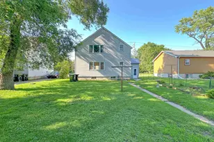 1113 38th Ave, Menominee, MI 49858 - Photo 2