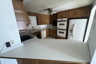 816 Ridgeway Blvd, De Pere, WI 54115 - Photo 28