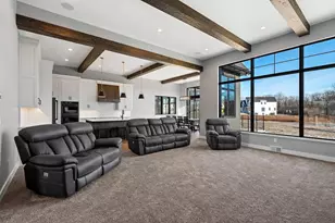 2011 Labyrinth Ln, De Pere, WI 54115 - Photo 16