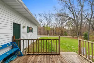 N7163 Cozy Oak Circle, Shawano, WI 54166 - Photo 6
