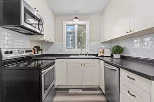 204 Oneida St, Beaver Dam, WI 53916 - Photo 14